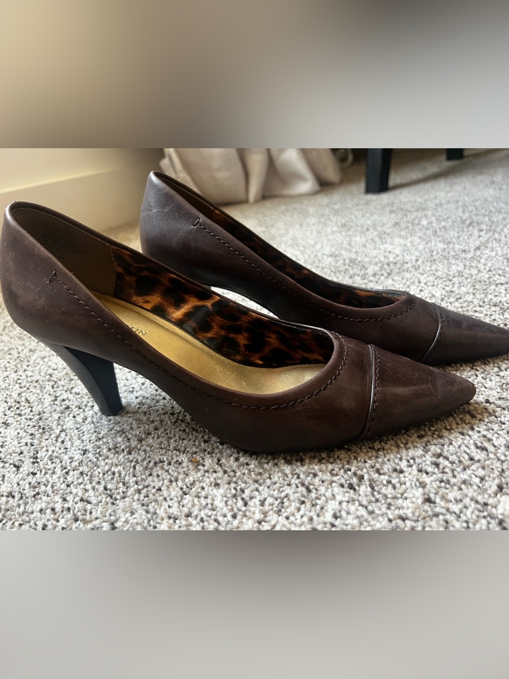 Anne Klein Dark Brown Leather iflex Women's Pump with Leopard-Print Lining